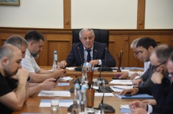 Комитет по промышленности, ЖКХ, транспорту и дорожному хозяйству рассмотрел ряд законопроектов 