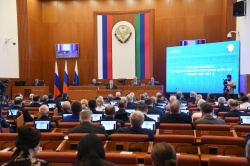 Заур Аскендеров подвел основные итоги работы депутатского корпуса за пять лет