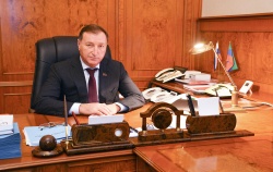 Поздравление Председателя Народного Собрания РД Заура Аскендерова с Днем семьи, любви и верности 